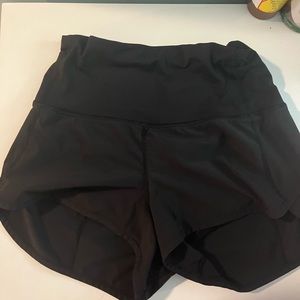 Rare Lululemon high waist speed up short